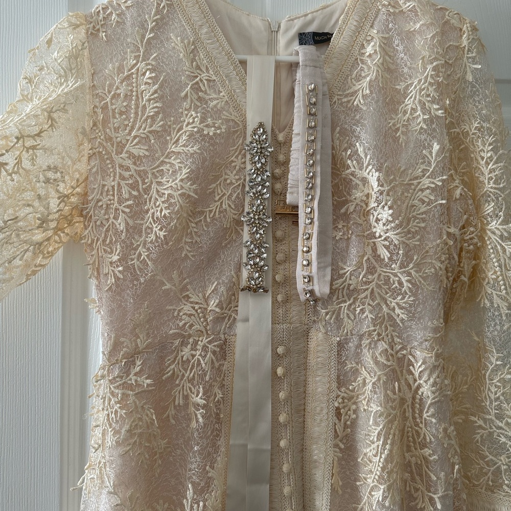 Caftan - Picture 11 of 16